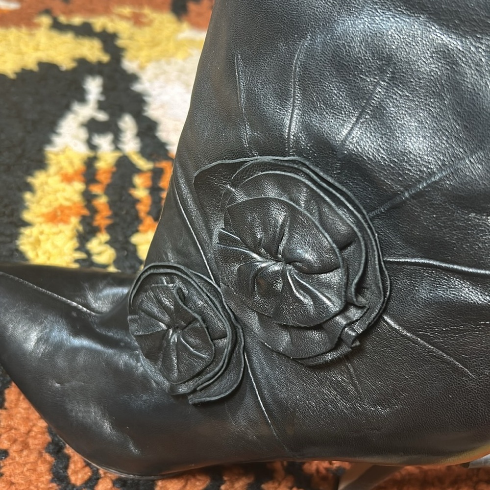Buttery soft, VINCE CAMUTO, Raes, flower boots!! - Picture 7 of 13